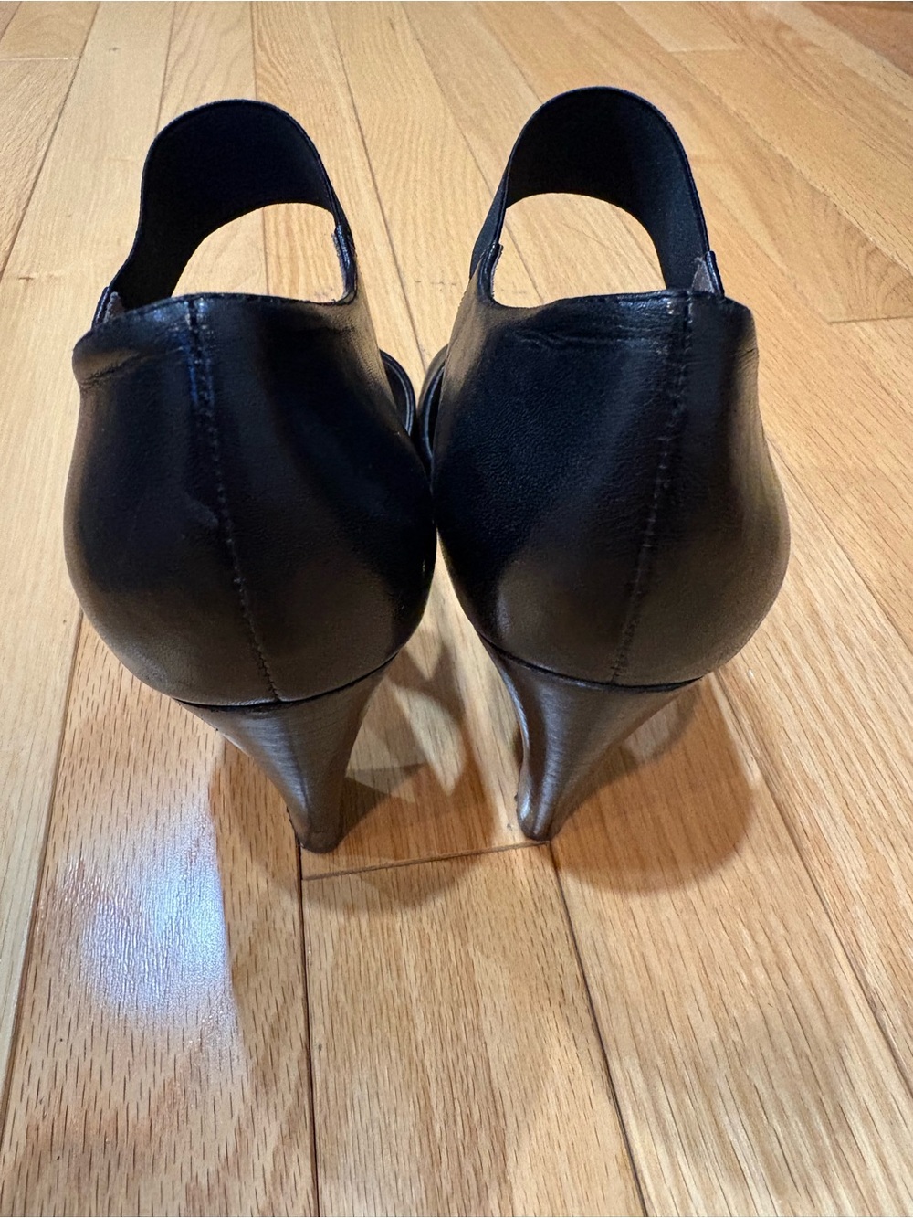 Naturalizer Black Open-Toe Elastic Strap Block Heels, size 7 - Picture 5 of 12